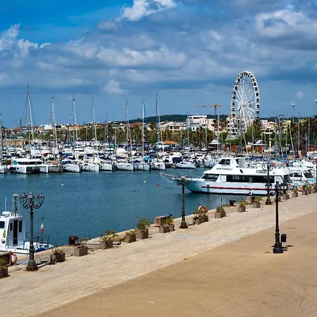 Houseboat Sardinia Botel *