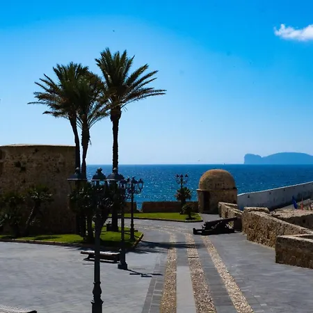 Houseboat Sardinia * Alghero
