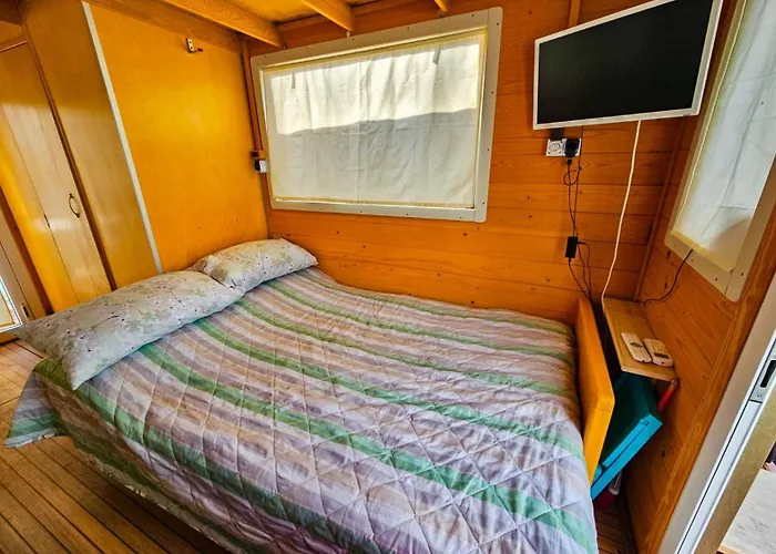 Houseboat Sardinia *